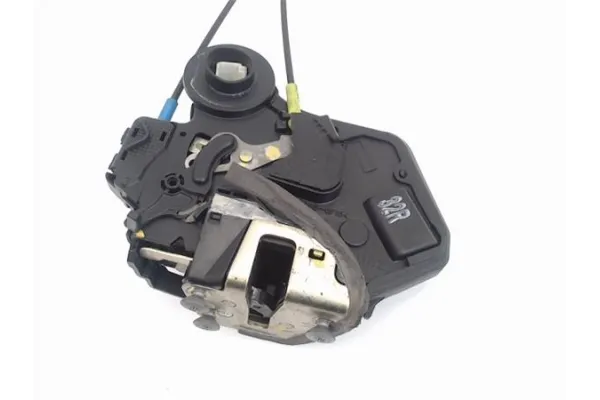 Recambio de cierre electromagnetico trasero derecho para toyota avensis berlina (t22) 2.0 vvt-i referencia OEM IAM 6905002101  