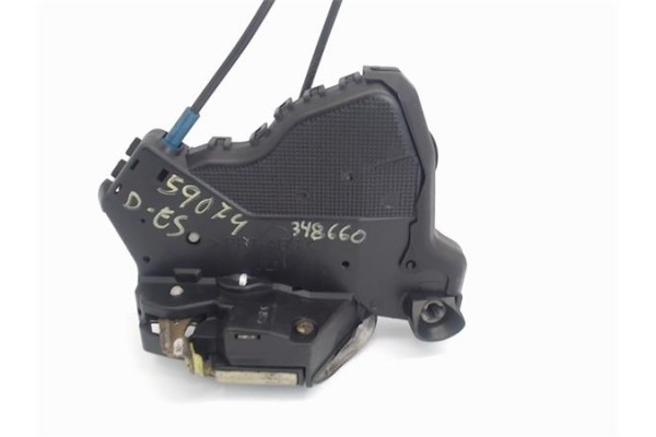 Recambio de cierre electromagnetico delantero izquierdo para toyota avensis berlina (t22) 2.0 vvt-i referencia OEM IAM 690400215