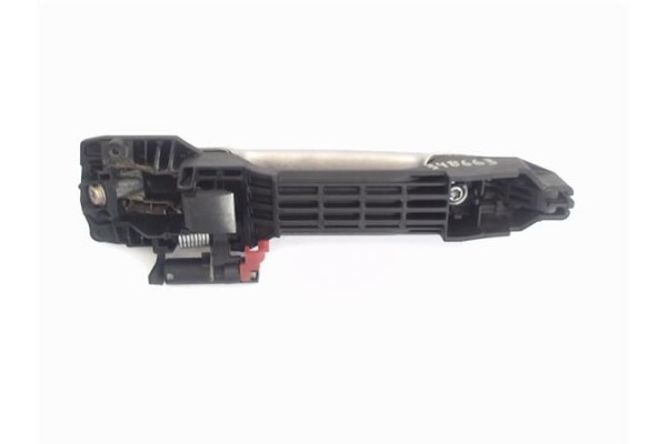 Recambio de maneta exterior delantero derecha para toyota avensis berlina (t22) 2.0 vvt-i referencia OEM IAM 6921105903  