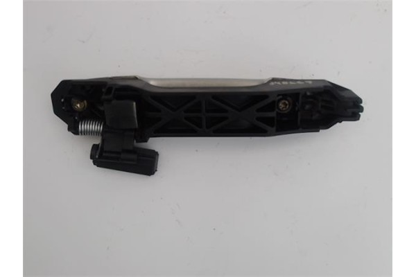 Recambio de maneta exterior trasero derecha para toyota avensis berlina (t22) 2.0 vvt-i referencia OEM IAM 6921105903  