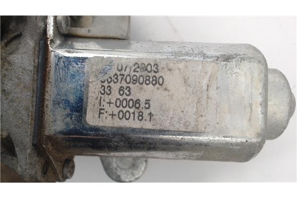 Recambio de mecanismo elevalunas trasero derecho para citroen xsara picasso referencia OEM IAM 9637090880  