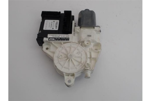Recambio de motor elevalunas delantero derecho para audi a3 (8p1) 2.0 tdi 16v referencia OEM IAM 8P0959802  