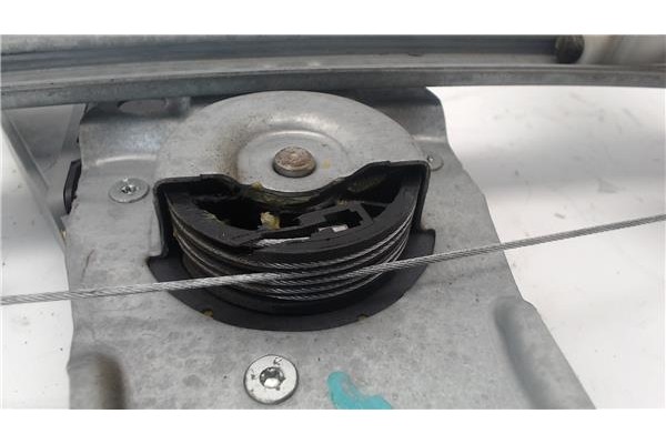 Recambio de mecanismo elevalunas trasero derecho para peugeot 307 (s1) referencia OEM IAM 400584T  