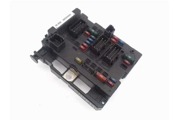 Recambio de centralita para peugeot 206 1.4 i referencia OEM IAM 9646405280  