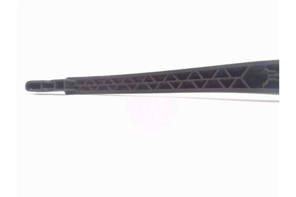 Recambio de brazo limpiaparabrisas trasero para peugeot 206 1.4 i referencia OEM IAM 6429R2 BMC19328 