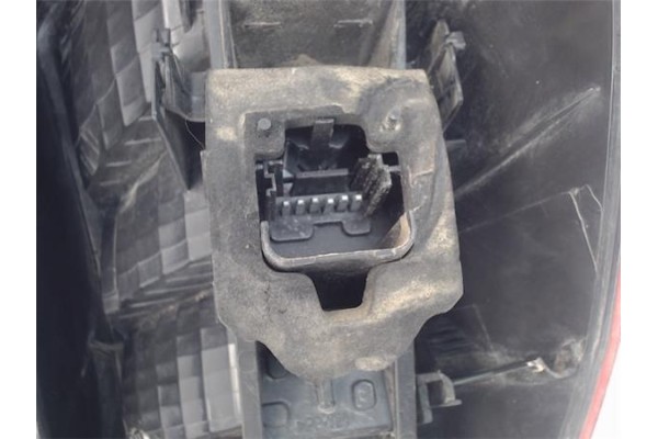 Recambio de piloto trasero izquierdo para renault grand scénic ii (jm0/1_) 1.9 dci (jm12, jm0g) referencia OEM IAM 2SK0086590182