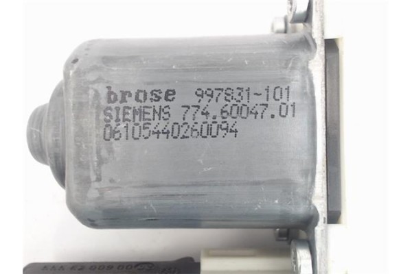 Recambio de motor elevalunas delantero derecho para peugeot 307 (3a/c) 2.0 16v referencia OEM IAM 7746004701 997831 