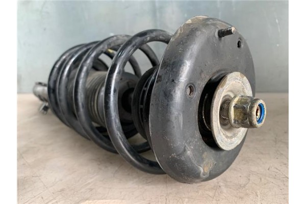 Recambio de amortiguador delantero derecho para peugeot 1007 1.4 sport referencia OEM IAM 334827  