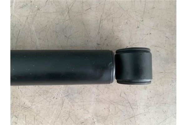 Recambio de amortiguador trasero derecho para opel vivaro 1.9 dti referencia OEM IAM 4433060 MA10048 4408274 , OPEL | 7701066495