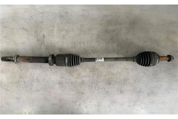 Recambio de palier delantero derecho para renault clio iii 1.2 16v referencia OEM IAM 8200378880 BCJ1589 8200341698 , RENAULT | 