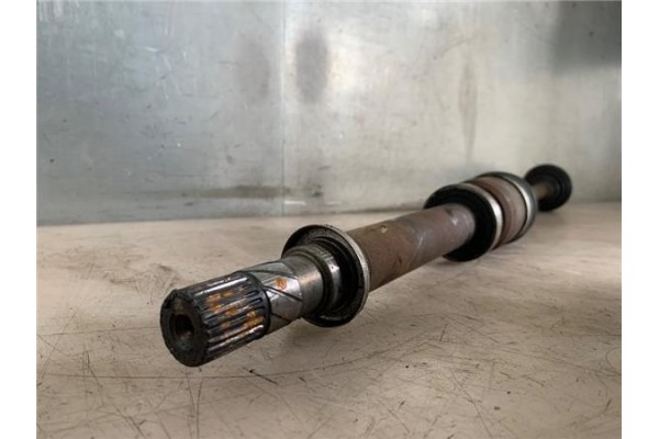 Recambio de palier delantero derecho para renault clio iii 1.2 16v referencia OEM IAM 8200378880 BCJ1589 8200341698 , RENAULT | 