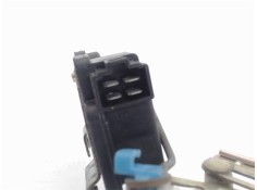 Recambio de cierre electromagnetico delantero derecho para hyundai h-1 furgón 2.5 td referencia OEM IAM 813204A000  