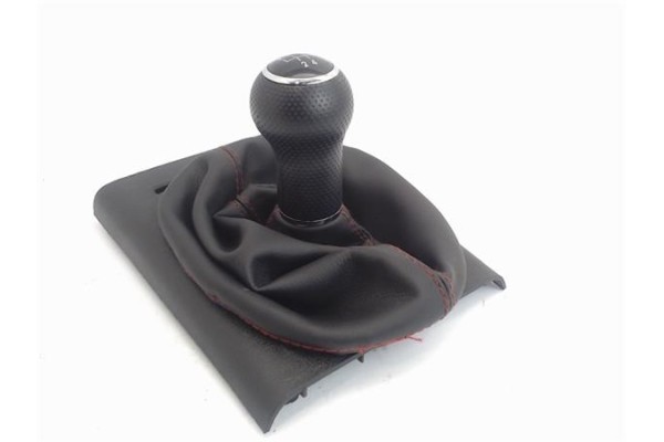 Recambio de pomo palanca cambio para seat cordoba berlina (6k2) 1.9 tdi referencia OEM IAM 6n0863216a  