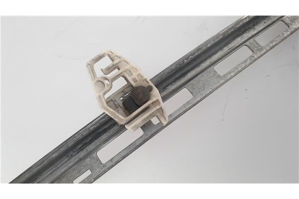 Recambio de mecanismo elevalunas delantero izquierdo para peugeot 206 referencia OEM IAM 9221Y3 37560 