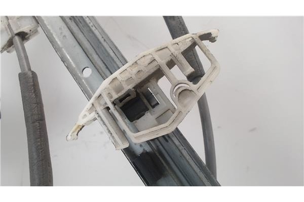 Recambio de mecanismo elevalunas delantero derecho para citroen xsara berlina referencia OEM IAM 400595T  
