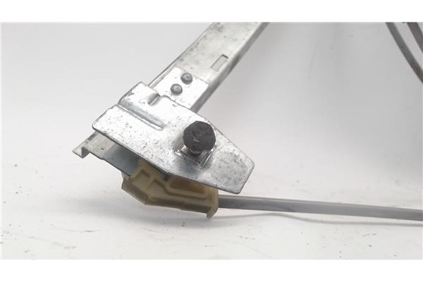 Recambio de mecanismo elevalunas delantero derecho para citroen xsara berlina referencia OEM IAM 400595T  