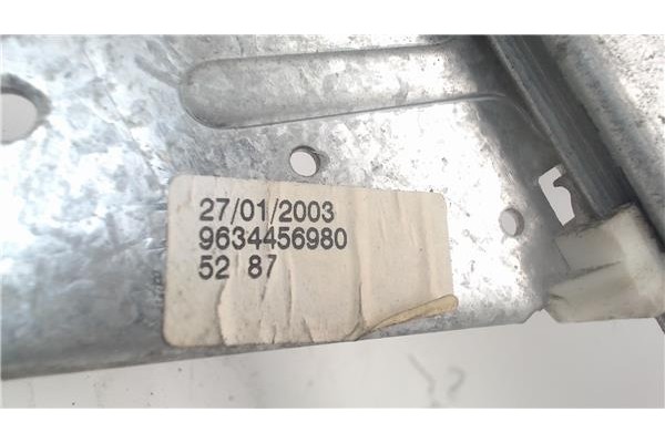 Recambio de mecanismo elevalunas delantero izquierdo para peugeot 307 (s1) referencia OEM IAM 9634457580 (990182-100) 