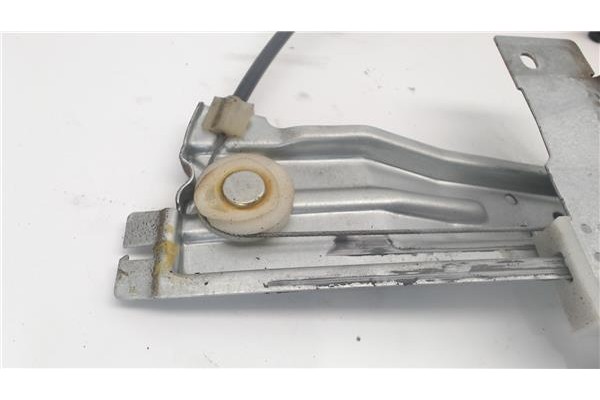 Recambio de mecanismo elevalunas delantero derecho para citroen c4 berlina referencia OEM IAM 9647441380 996388-102 