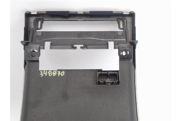 Recambio de embellecedor consola central para volvo v50 familiar referencia OEM IAM   