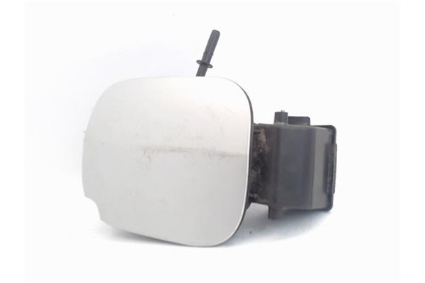 Recambio de tapa exterior combustible para renault clio iii 1.2 16v referencia OEM IAM 8200290092  