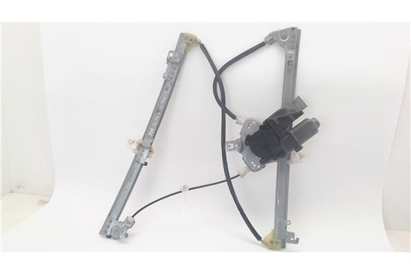 Recambio de elevalunas electrico delantero derecho para citroen xsara berlina referencia OEM IAM 400679  