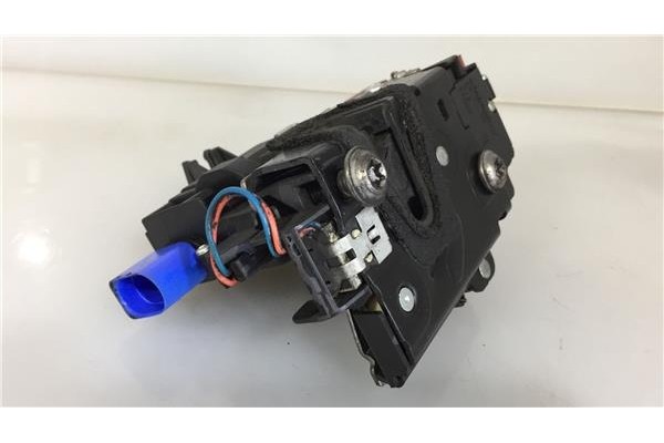 Recambio de cierre electromagnetico delantero derecho para skoda roomster (5j7) 1.4 friend referencia OEM IAM 3B1837016CE 3B183 Recambio de cierre electromagnetico delantero derecho para skoda roomster (5j7) 1.4 friend referencia OEM IAM 3B1837016CE 3B183