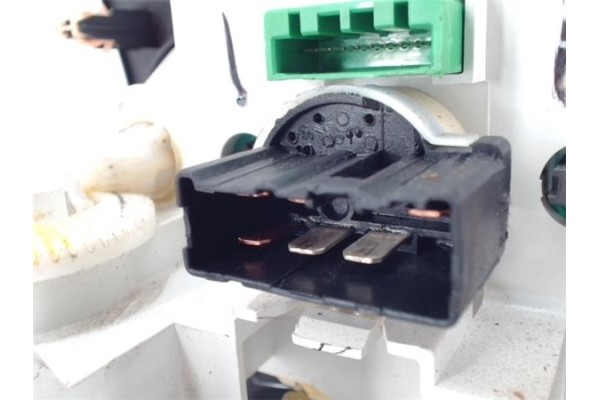 Recambio de mandos calefaccion / a.a. para suzuki alto (amf310) 1.0 referencia OEM IAM 74400M68K11FPG  