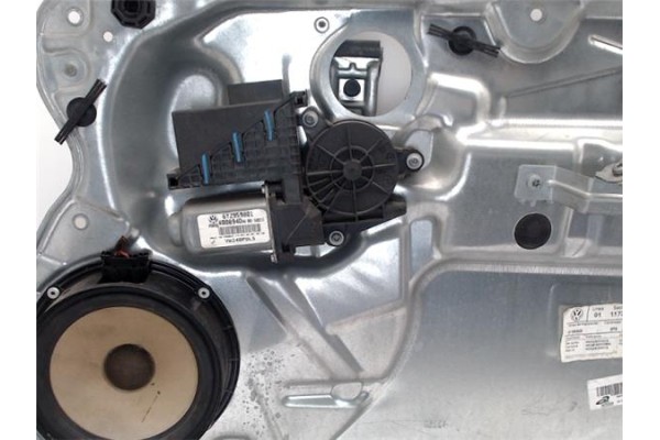 Recambio de elevalunas electrico delantero derecho para volkswagen polo iv (9n3) 1.4 advance referencia OEM IAM 6Y2959801 400894