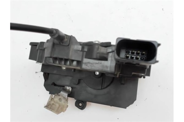 Recambio de cierre electromagnetico delantero izquierdo para opel corsa d 1.3 cdti referencia OEM IAM 13258271 0325407955 557028