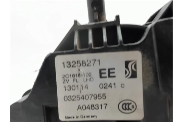 Recambio de cierre electromagnetico delantero izquierdo para opel corsa d 1.3 cdti referencia OEM IAM 13258271 0325407955 557028