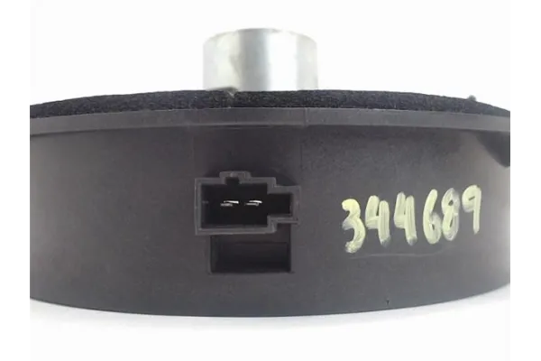 Recambio de altavoz puerta delantero izquierda para renault laguna iii berlina 2.0 dci (bt01, bt0e, bt0k) referencia OEM IAM 281