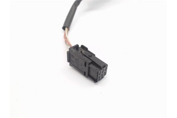Recambio de retrovisor electrico izquierdo para citroen c3 1.4 i referencia OEM IAM 8149FG 6137851 8148FG , CITROËN | 8151GA , C