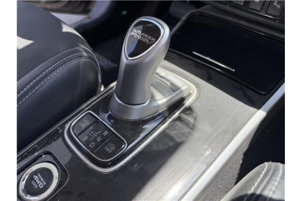 Recambio de palanca de cambio para mitsubishi outlander (gf0/gg0) 2.0 phev kaiteki 4wd (gg2w) referencia OEM IAM 2410A106HA  