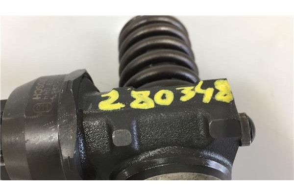 Recambio de inyector para skoda roomster (5j7) 1.4 friend referencia OEM IAM 038130073BP  
