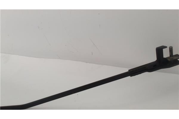 Recambio de brazo limpiaparabrisas delantero derecho para peugeot 207 cc cabrio-coupé 1.6 básico referencia OEM IAM 6429AN  