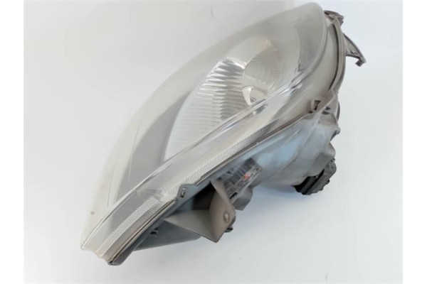 Recambio de faro delantero dcho para renault trafic ii combi 1.9 29 combi6 acristalado parcial referencia OEM IAM 7700311372 911