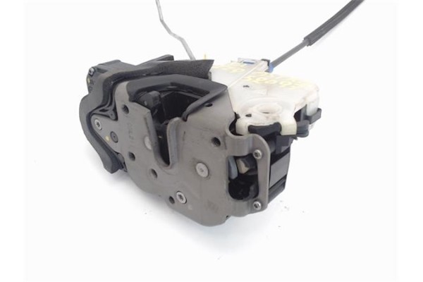 Recambio de cierre electromagnetico delantero izquierdo para opel astra j 1.7 cdti referencia OEM IAM 6X1837013G  