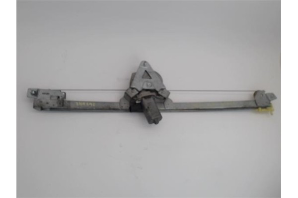 Recambio de elevalunas electrico delantero derecho para opel vivaro 1.9 dti referencia OEM IAM 4408555 W1035 