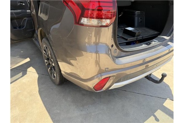 Recambio de paragolpes trasero para mitsubishi outlander (gf0/gg0) 2.0 phev kaiteki 4wd (gg2w) referencia OEM IAM 6410D250  