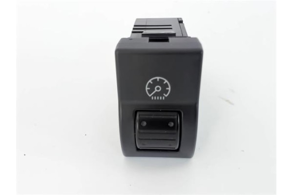 Recambio de conjunto interruptores para mazda 3 sedán (bk) 1.6 referencia OEM IAM BP4K666R0 04057800 