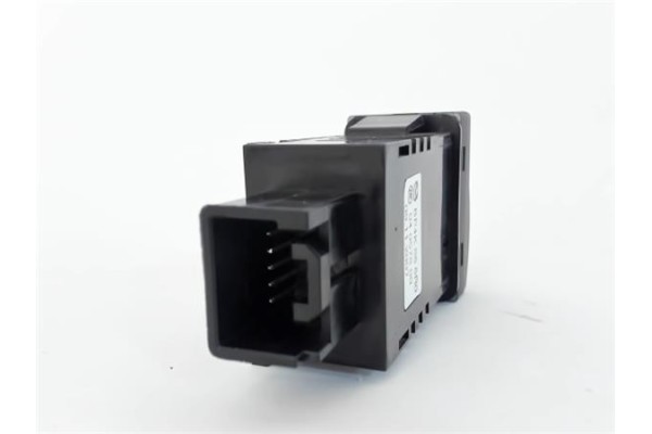 Recambio de conjunto interruptores para mazda 3 sedán (bk) 1.6 referencia OEM IAM BP4K666R0 04057800 