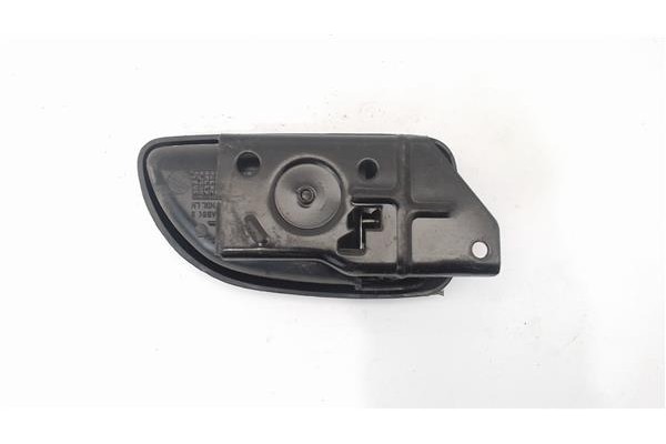 Recambio de manilla int. puerta trasero izquierda para hyundai santa fe (sm) 2.0 gls crdi referencia OEM IAM 8361026010  