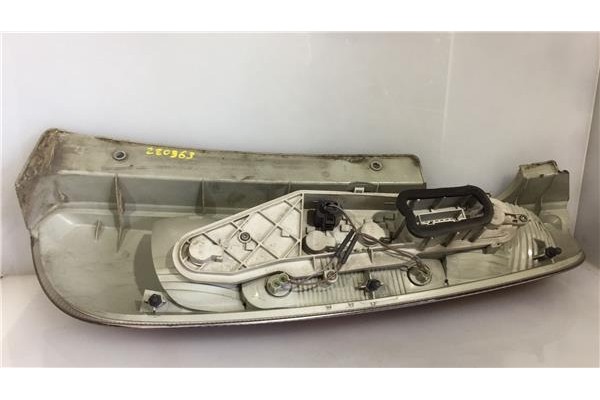 Recambio de piloto trasero izquierdo para skoda roomster (5j7) 1.4 friend referencia OEM IAM 5J7945095  