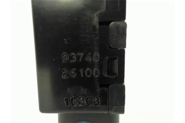 Recambio de conjunto interruptores para hyundai santa fe (sm) 2.0 crdi 4x4 referencia OEM IAM 9374026100   Recambio de conjunto interruptores para hyundai santa fe (sm) 2.0 crdi 4x4 referencia OEM IAM 9374026100