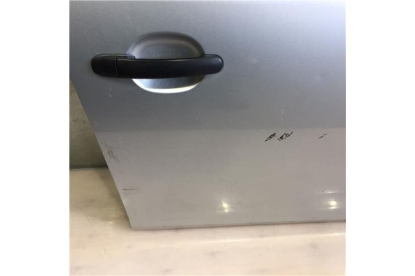 Recambio de puerta delantero derecha para skoda roomster (5j7) 1.4 friend referencia OEM IAM 5J7831056  