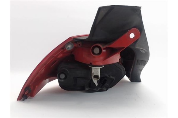 Recambio de piloto trasero derecho para renault megane ii (bm0/1_, cm0/1_) 1.5 dci referencia OEM IAM 8200413216 89038182 