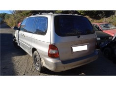 kia carnival del año 2000