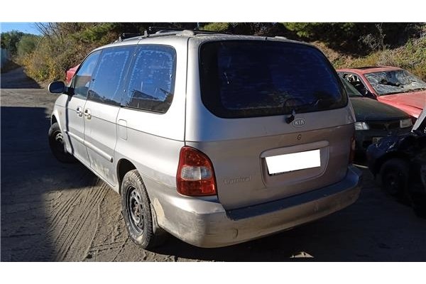 kia carnival del año 2000