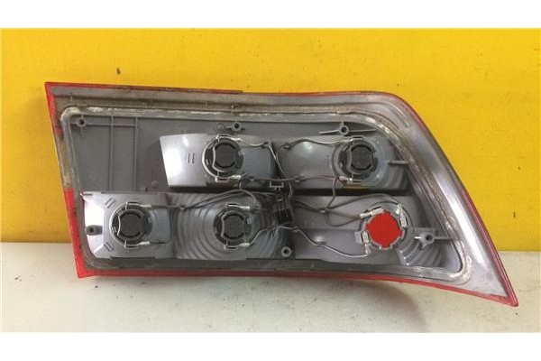 Recambio de piloto trasero izquierdo para opel calibra 2.0 básico referencia OEM IAM GM45172  