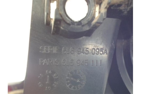 Recambio de piloto trasero izquierdo para seat ibiza (6l1) 1.4 16v referencia OEM IAM 6L6945111 6L6945095A 